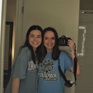 Meet your Posher, Niomi